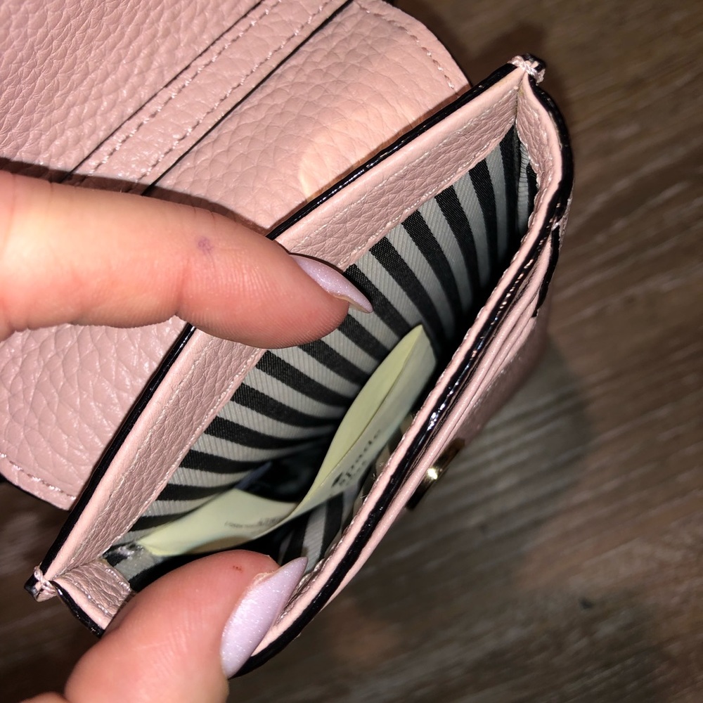‼️SOLD‼️Kate Spade Mini Pebble Leather Crossbody - Picture 7 of 7
